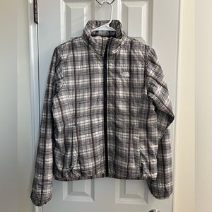 Women’s size medium North face light jacket.